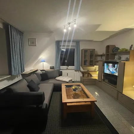 Mit 2 Schlafzimmer U, 1 Schlafsofa *